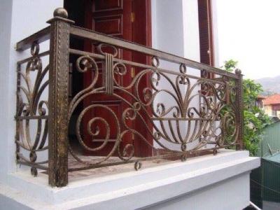 Địa chỉ làm cửa sắt đẹp tại bình dương