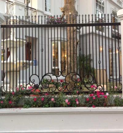 Làm cửa sắt đẹp tại thuận an